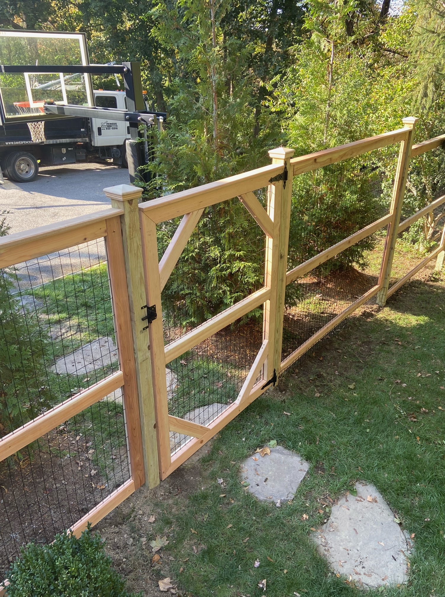 gate with welded wire